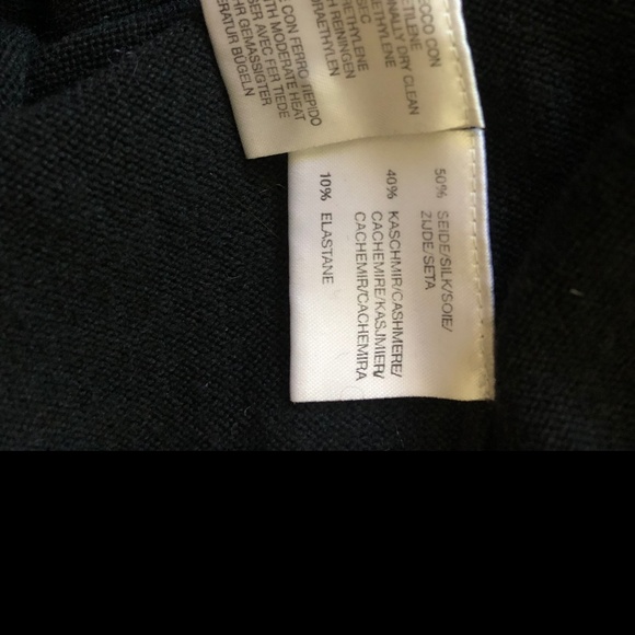SOLD! Gianfranco Ferre Studio black cashmere/silk cardigan - Picture 7 of 7